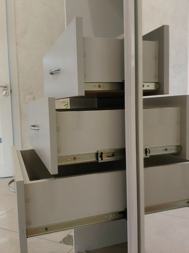 Шкаф-купе встроенный №21