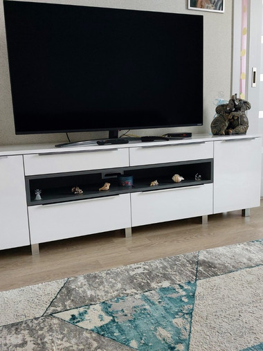 Тумба под телевизор №44