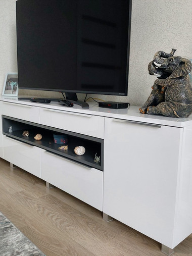 Тумба под телевизор №44