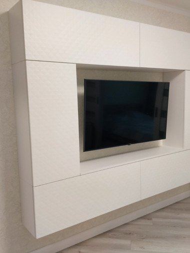 Подвесная стенка в гостиную №17