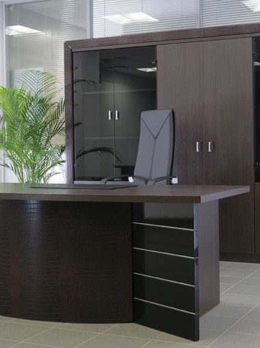 Стол-стойка ресепшен №8