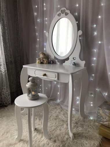 Туалетный столик №17