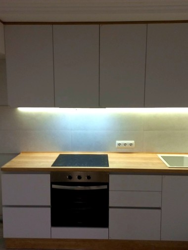 Кухня из пластика №9