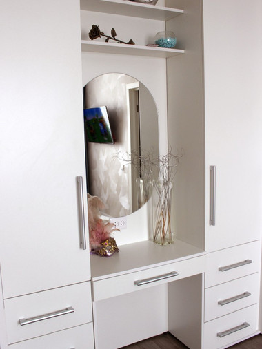 Шкаф корпусной распашной №13