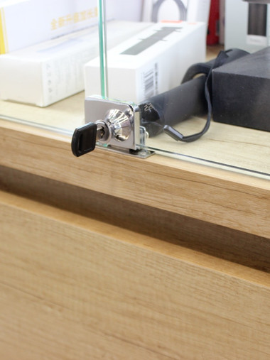 Шкаф-витрина комбинированный №11