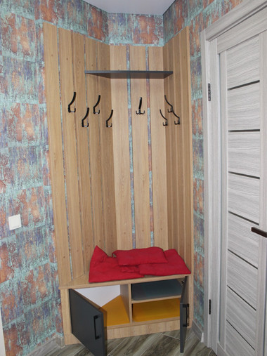 Вешалка с тумбой в прихожую №20