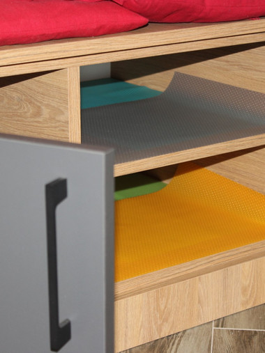 Вешалка с тумбой в прихожую №20