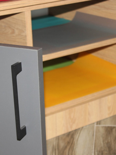 Вешалка с тумбой в прихожую №20